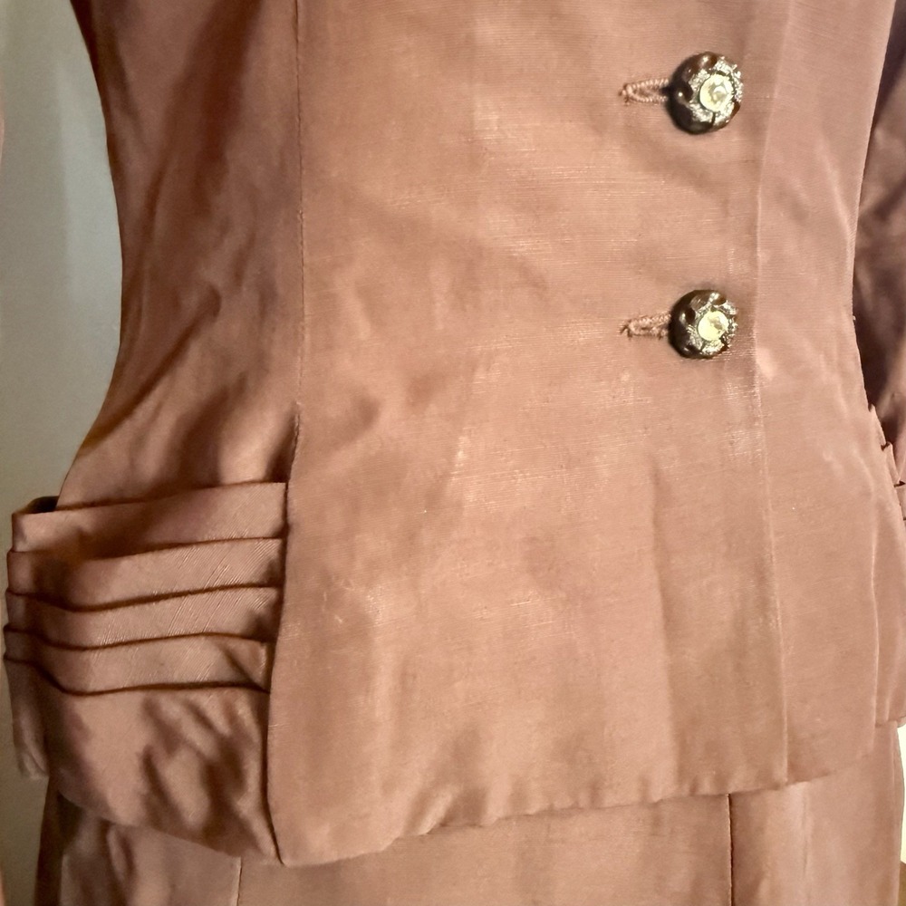 2pc VTG 40s MCM Brown Crepe Suit Rhinestone‎ Button Jacket A-Line Skirt Women S - Picture 6 of 16